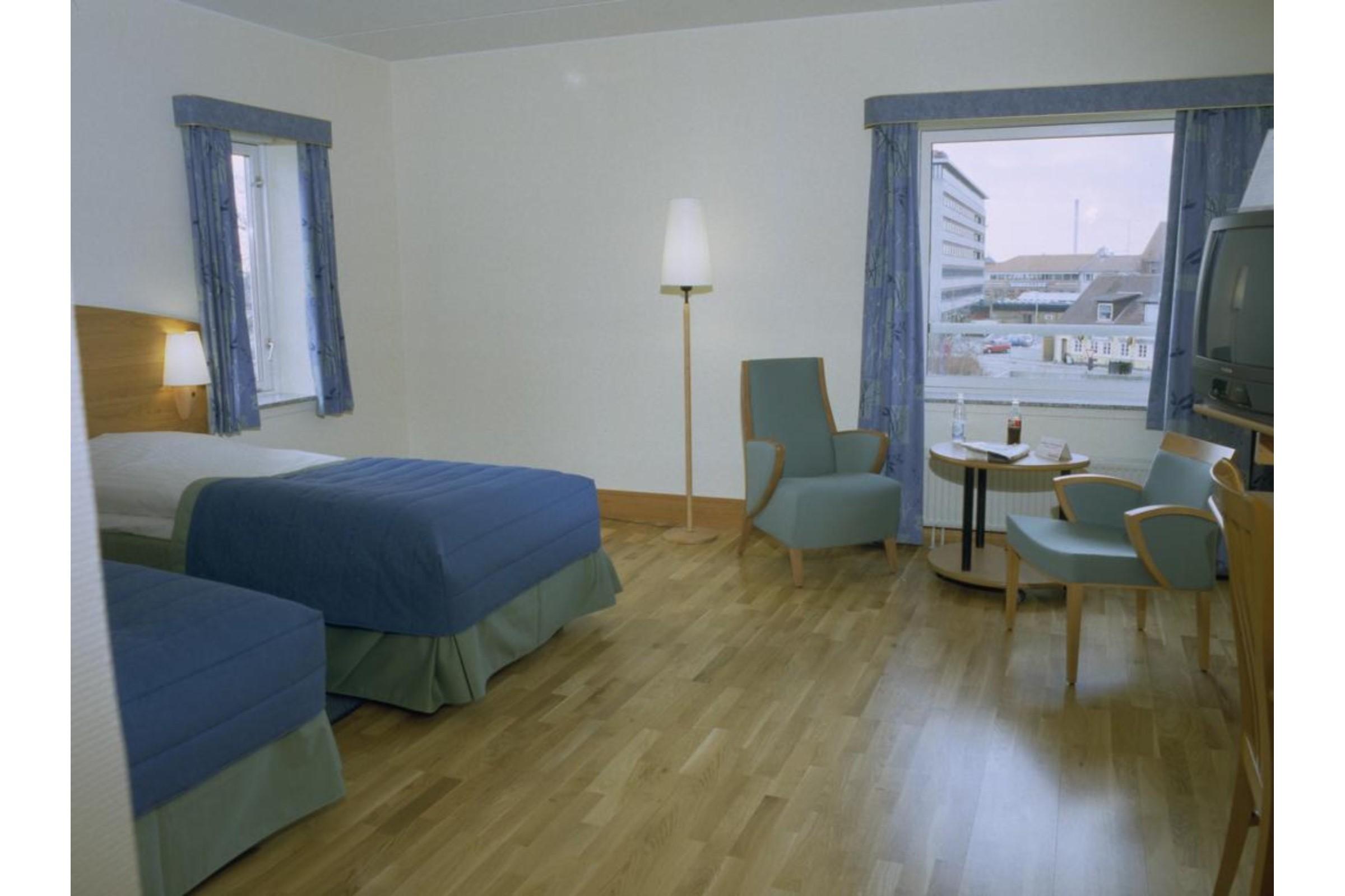 Quality The Reef Hotel 4*