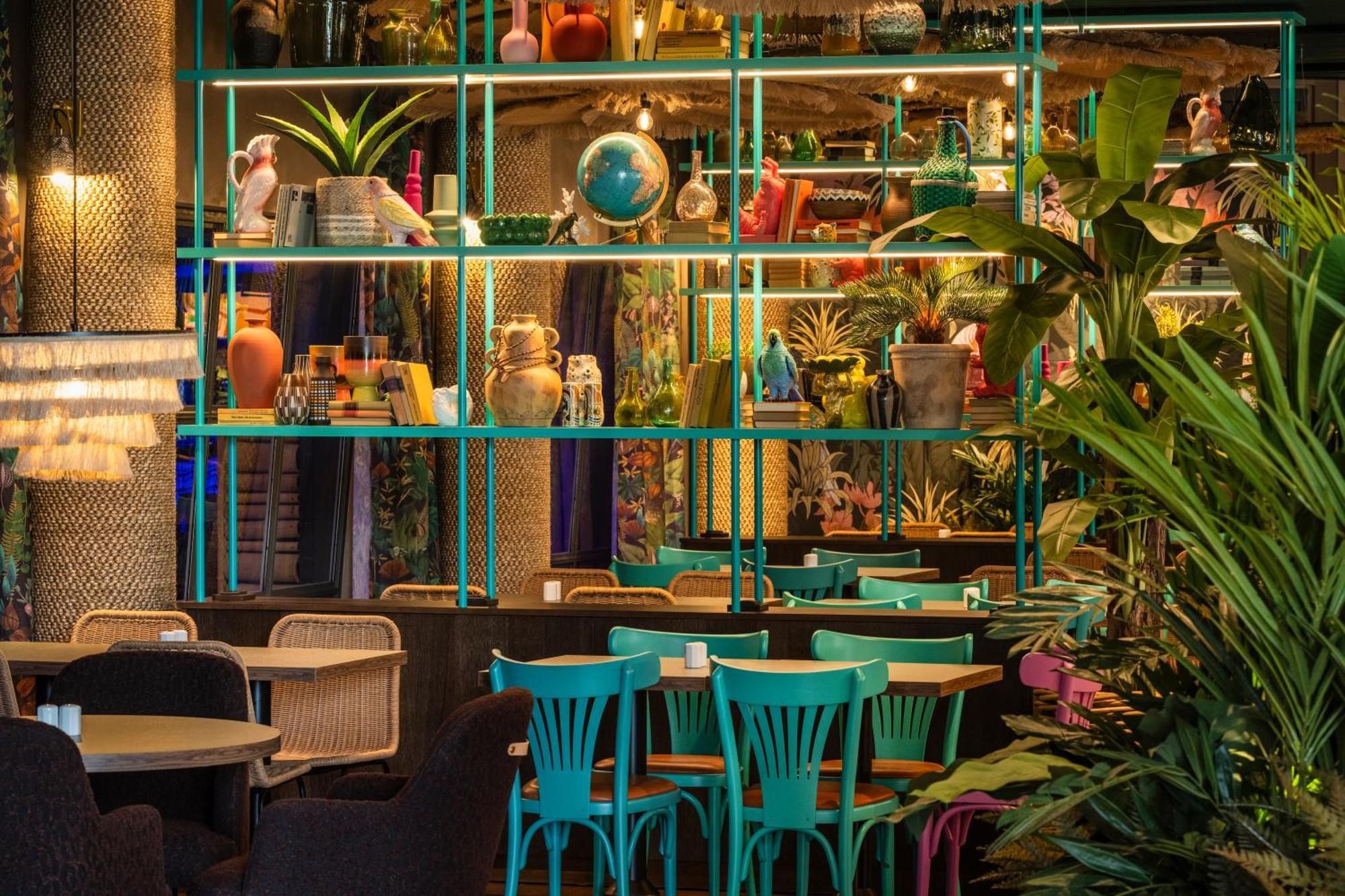 Quality The Reef Hotel 4*