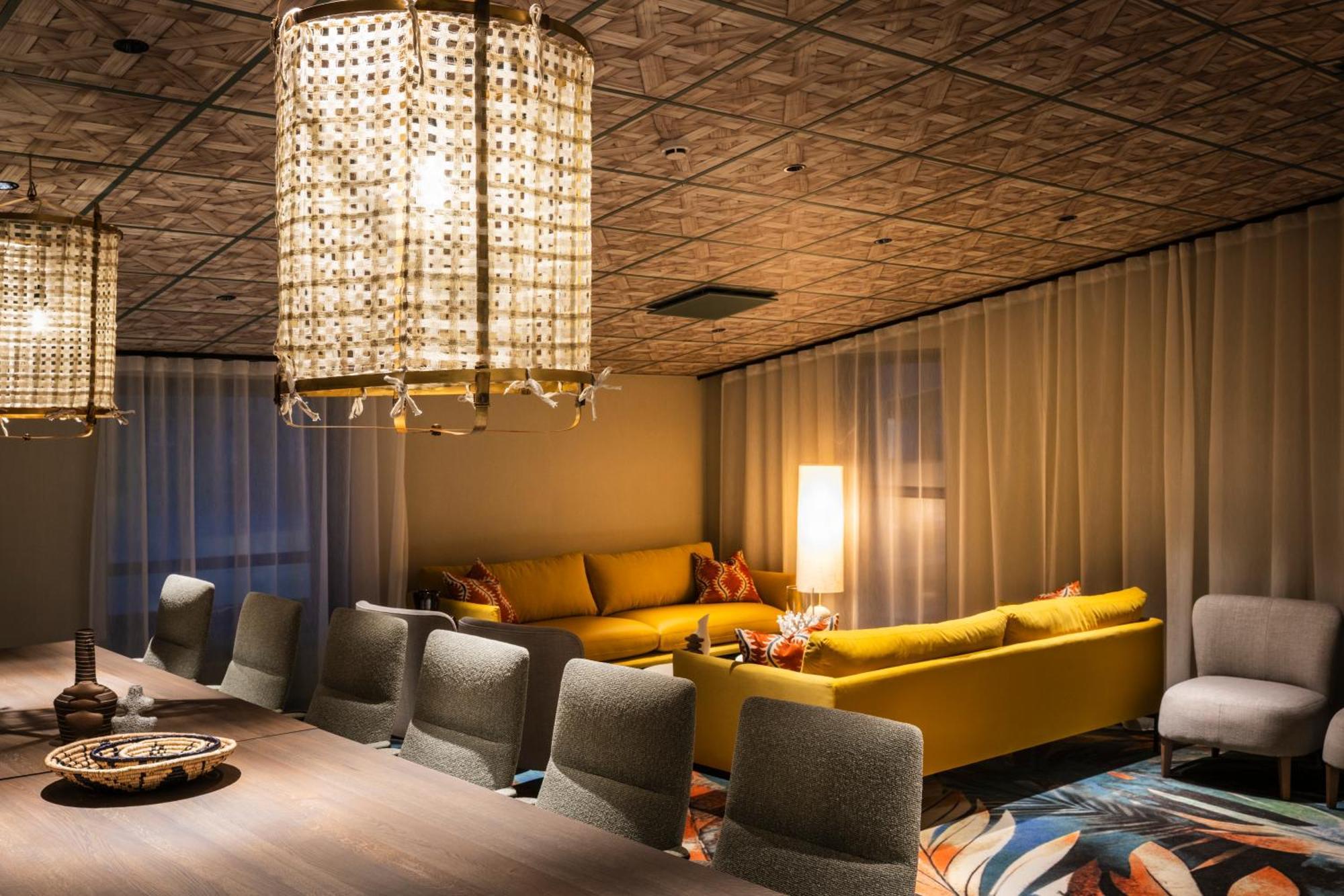 Quality The Reef Hotel 4*